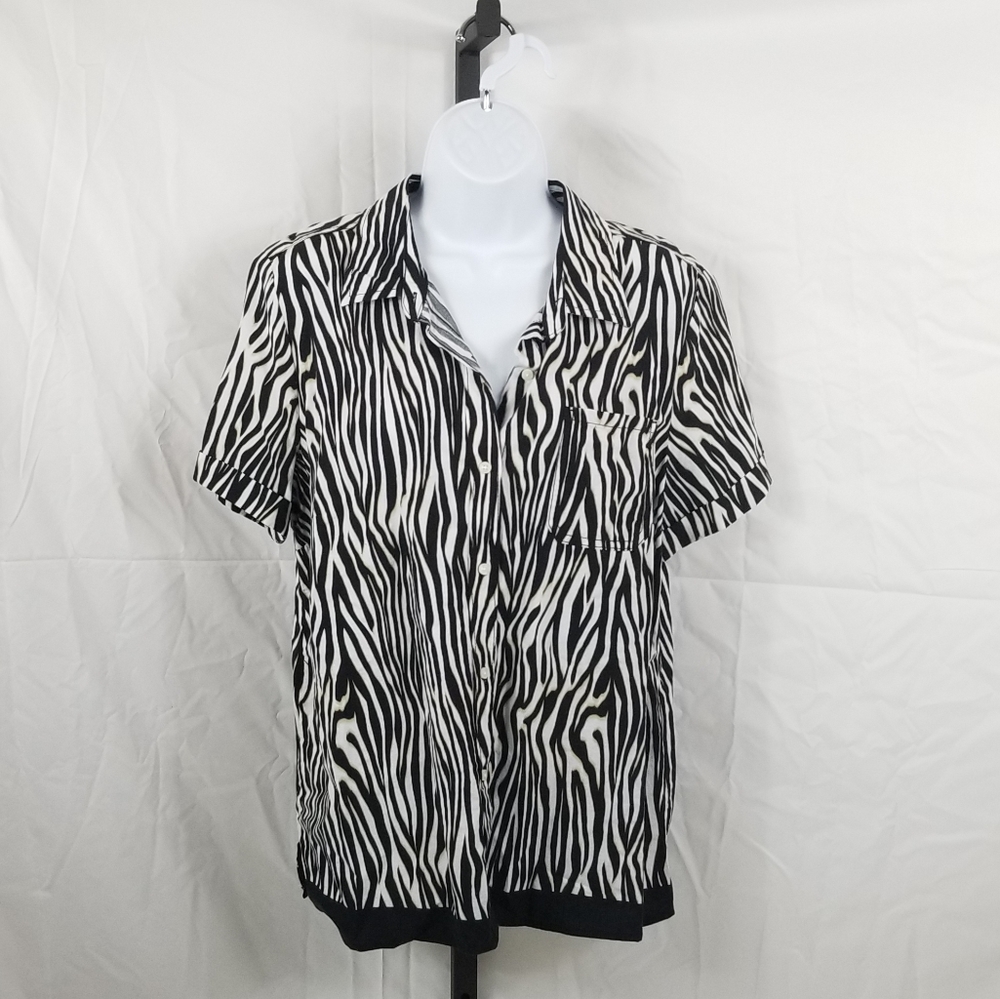 East 5th Women's Zebra Print Short Sleeve Shirt